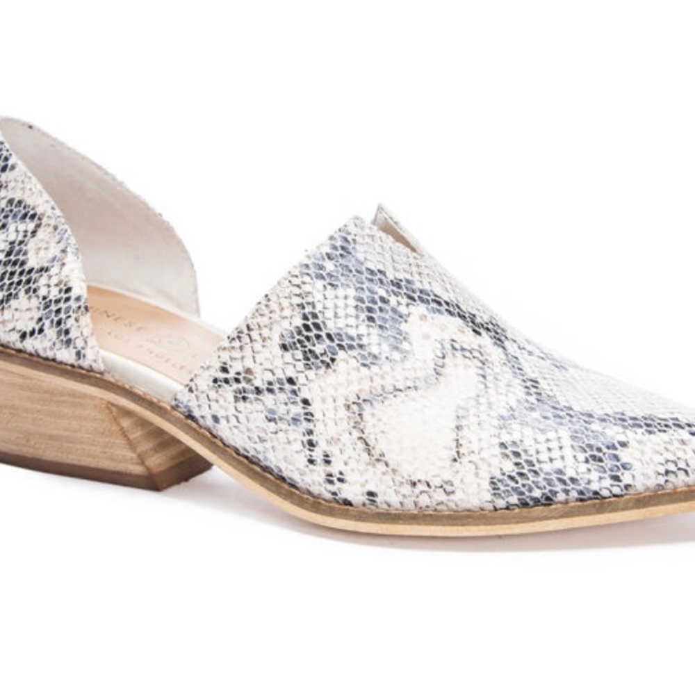 Chinese Laundry Oxfords